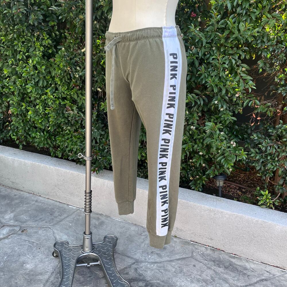 PINK Victoria’s Secret Olive Green Jogger Sweatpants Women’s Medium Logo